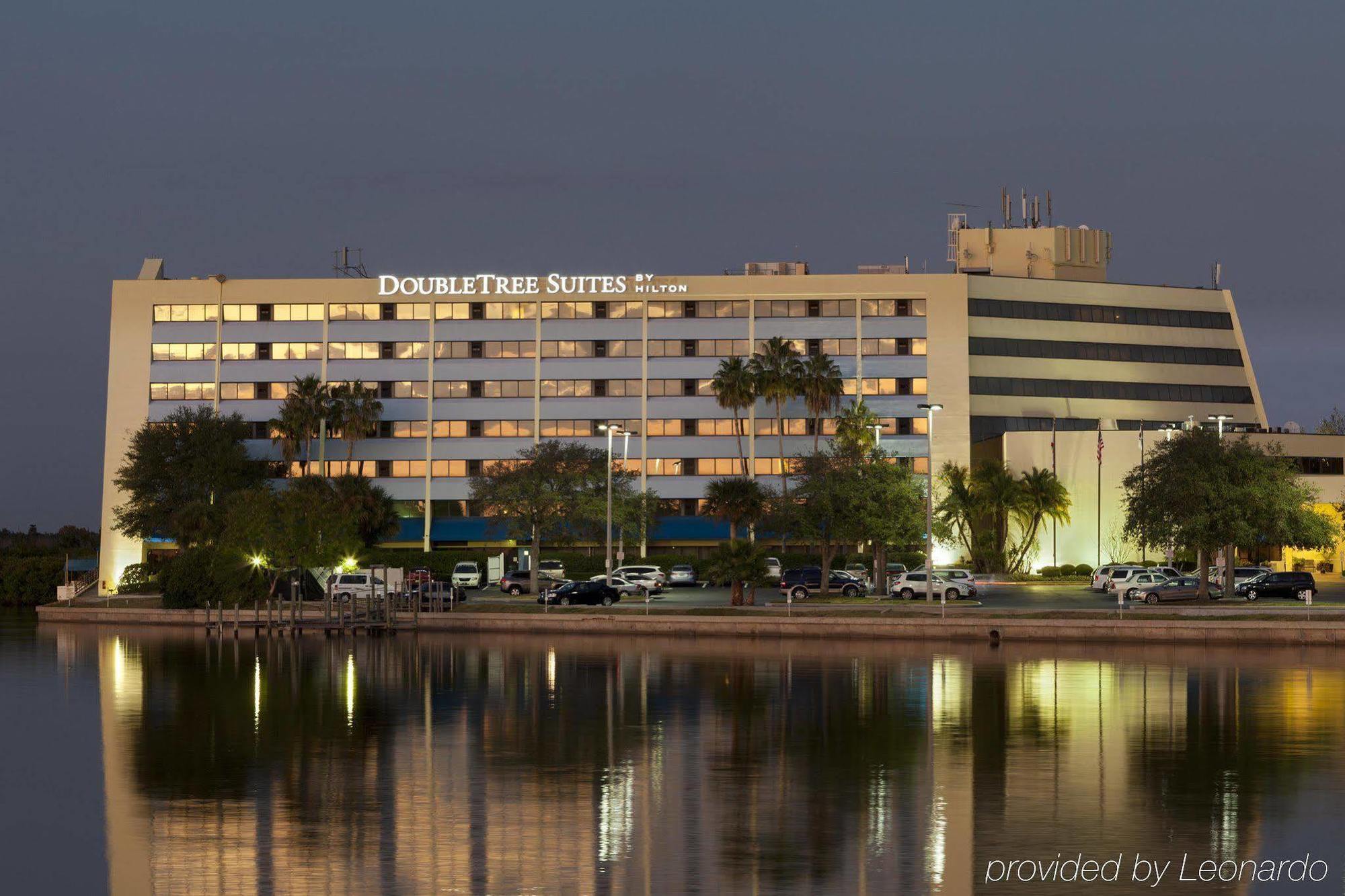 Doubletree By Hilton Tampa Rocky Point Waterfront Hotel Bagian luar foto