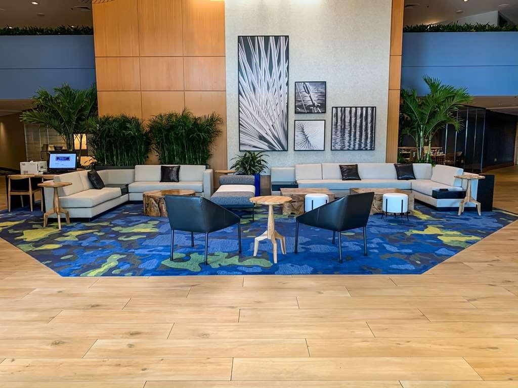Doubletree By Hilton Tampa Rocky Point Waterfront Hotel Interior foto